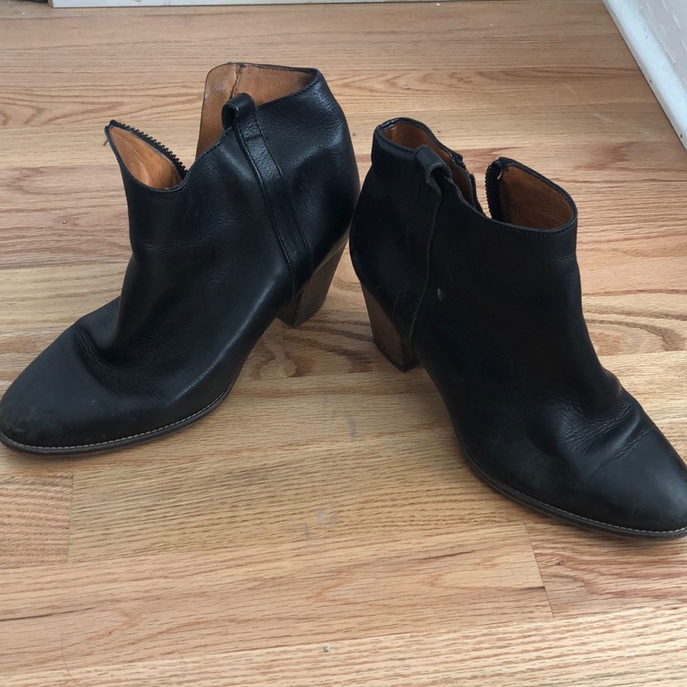 Madewell Black Booties - size 7